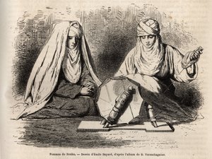 Femmes de Boukhara (أوزبكستان) ، يعملن على عملهن للغزل والنقش بعد رسم إميل بايارد ، لتوضيح رحلة باسيلي فيريشاغوين إلى آسيا الوسطى في 1867-1868 ، نُشر في "" Le tour du monde "" 1873 ، من تحرير إدوارد شارتون ، هاتش بواسطة إميل أنطوان بايارد
