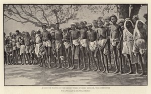 مجموعة من السكان الأصليين في أعمال الإغاثة في Deori Panagar ، بالقرب من Jubbulpore بواسطة مصور انجليزى