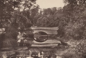 أرونديل: جسر ميل (صورة b / w) بواسطة مصور انجليزى