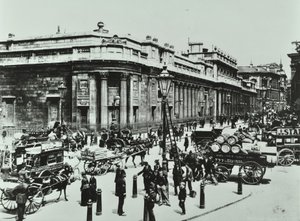 بنك إنجلترا ، شارع ثريدنيدل ، مدينة لندن ، 1890 بواسطة مصور انجليزى