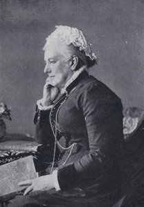 Charlotte Mary Yonge (b/w photo) بواسطة مصور انجليزى