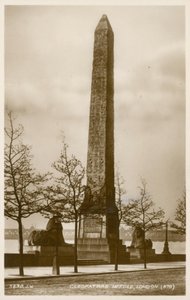 Cleopatras Needle، Thames Embankment، London بواسطة مصور انجليزى