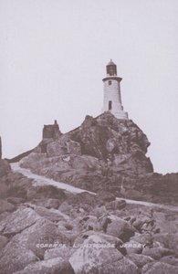 Corbiere Lighthouse Jersey (b/w photo) بواسطة مصور انجليزى