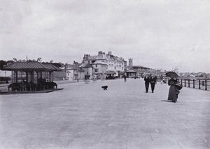 كورنوال: The Promenade ، Penzance (صورة b / w) بواسطة مصور انجليزى