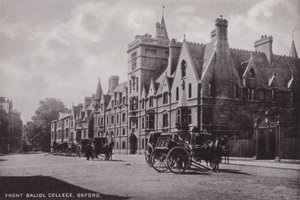 Front Baliol College، Oxford بواسطة مصور انجليزى