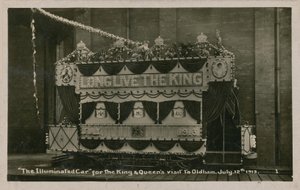 ترام مضاء لإحياء ذكرى زيارة الملك والملكة إلى أولدهام ، 12 يوليو 1913. تم إرسال بطاقة بريدية في عام 1913. بواسطة مصور انجليزى