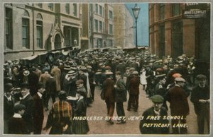 مدرسة اليهود الحرة ، شارع ميدلسكس ، Petticoat Lane ، لندن بواسطة مصور انجليزى