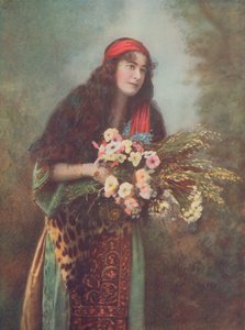 الآنسة سارة بروك في دور "ميليتزا" بواسطة مصور انجليزى