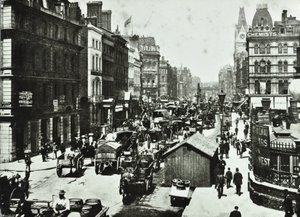 شارع نيو بريدج ، يتطلع إلى سيرك لودجيت ، مدينة لندن ، 1890 بواسطة مصور انجليزى