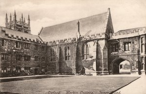 Oxford, Merton College, Inner Quad (b/w photo) بواسطة مصور انجليزى