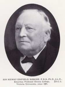 Prominent Men of London: Sir Henry Enfield Roscoe (b/w photo) بواسطة مصور انجليزى
