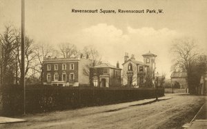 ساحة Ravenscourt ، متنزه Ravenscourt ، لندن (صورة b / w) بواسطة مصور انجليزى