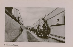 نفق Rotherhithe بواسطة مصور انجليزى