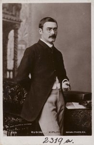 روديارد كيبلينج (1865-1936) ، كاتب قصة قصيرة وشاعر وروائي إنجليزي بواسطة مصور انجليزى