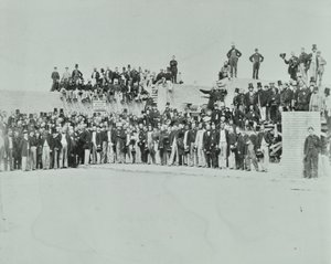 المجرى الجنوبي ، الصليب: كبار الشخصيات في الموقع ، 1865 بواسطة مصور انجليزى