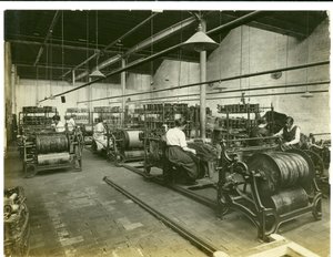 إعداد نسيج ، مصنع هيوز رقم 2 ، 1923 بواسطة مصور انجليزى