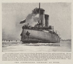 The Icebreaker Ermack في العمل بواسطة مصور انجليزى