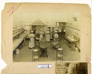 المسرح الشمالي ، مستشفى سانت توماس ، 1908 (صورة بني داكن) بواسطة مصور انجليزى