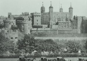 برج هيل: منظر لبرج لندن ، 1895 بواسطة مصور انجليزى