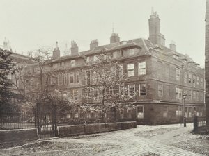 منظر لكليفورد إن ، مدينة لندن ، 1885 بواسطة مصور انجليزى