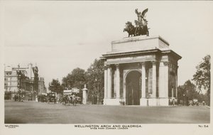Wellington Arch و Quadriga ، Hyde Park Corner بواسطة مصور انجليزى