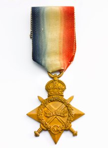 1914-15 نجمة ، حوالي 1918 (برونز مع شريط حريري) بواسطة مدرسة اللغة الإنجليزية