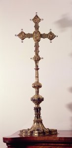 صليب صممه أنطونيو دي Macerata