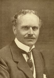 هوراس أنيسلي فاشيل (1861-1955) بواسطة مدرسة اللغة الإنجليزية
