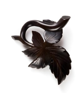 بروش على شكل ورقة ، c 1860s (طائرة) بواسطة مدرسة اللغة الإنجليزية