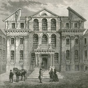 Monmouth House ، ميدان سوهو بواسطة مدرسة اللغة الإنجليزية