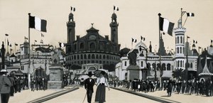 القسم الجزائري في المعرض الدولي الذي أُقيم في باريس عام 1900 بواسطة مدرسة اللغة الإنجليزية