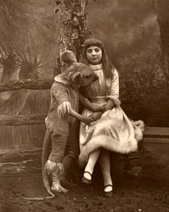 أليس والزغب ، 1887