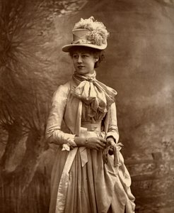 فيوليت فانبرو ، الممثلة البريطانية ، 1887.