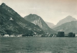 ريفا ديل جاردا من بحيرة غاردا ، إيطاليا ، 1927 بواسطة يوجين بوبيل