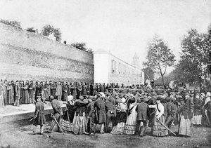 إعادة مذبحة 62 رهينة في شارع Haxo ، بيلفيل ، باريس ، 1871