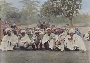 مجموعة المسلمين في الكتو بواسطة المصور الأوروبي