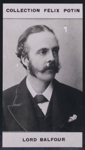 James-Arthur Balfour (1848) (b/w photo) بواسطة المصور الأوروبي