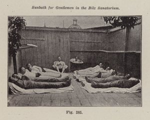 حمام شمس للسادة في Bilz Sanatorium (صورة b / w) بواسطة المصور الأوروبي