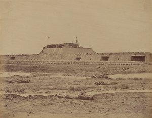 الجزء الخلفي من الحصن الشمالي بعد الاستيلاء عليه ، يُظهر انسحاب الجيش الصيني ، 21 أغسطس 1860 بواسطة فيليس بيتو