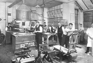 Dalziel Foundry Limited. - مباني إيرل ستريت. مصنع الصب والصب ، والعاملين ، 1909.