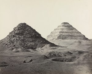 أهرامات سقارة من الشمال الشرقي بواسطة وليام ماكنزي
