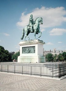 تمثال الفروسية لهنري الرابع (1553-1610) 1818 (برونزي) بواسطة فرانسوا فريدريك ليموت
