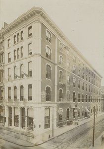 SS White Building (طباعة زلال) بواسطة فرانك هاميلتون تايلور