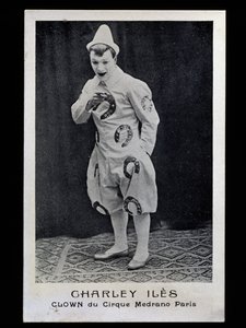 المهرج تشارلي إيلز (1876-؟) من سيرك ميدرانو في باريس ، حوالي عام 1910 ، بطاقة بريدية ، فرنسا ، القرن العشرين بواسطة مصور فرنسي