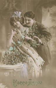 سنة جديدة سعيدة بطاقات المعايدة مع زوجين رومانسية عقد الهدال ، 1913 (صورة ملونة باليد) بواسطة مصور فرنسي