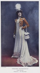 Mademoiselle Mitzy-Dalti بدور Delvaporine في كاديت روسيل (صورة ملونة) بواسطة مصور فرنسي