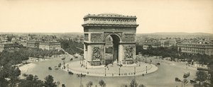 باريس ، LArc de Triomphe ، قبر الجندي المجهول و Place de l&39;Etoile ، قوس النصر؟ بواسطة مصور فرنسي