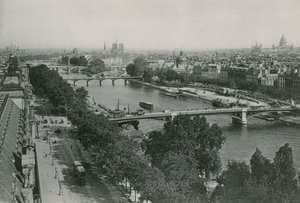منظور سور لا سين ، المنظر المأخوذ من Pavillon de Flore ، The Seine ، المنظر المأخوذ من Pavillon of Flore (التصوير الفوتوغرافي) بواسطة مصور فرنسي