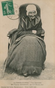 بطاقة بريدية لمئوي ، مدام تيريز بدوازيو ، La Ferte-Loupiere ، 1913 بواسطة مصور فرنسي