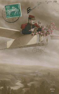 بطاقة بريدية لطائر يسلم الزهور ، أُرسلت في 6 يونيو 1913 (صورة ملونة يدويًا) بواسطة مصور فرنسي